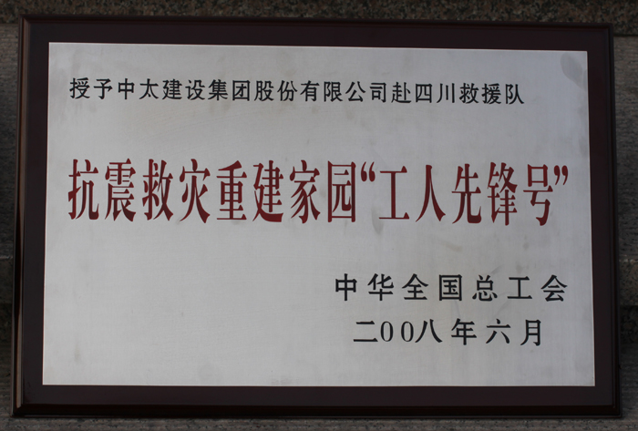 �������h̖